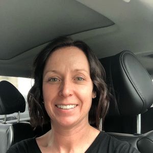 Meet your Posher, Lisa